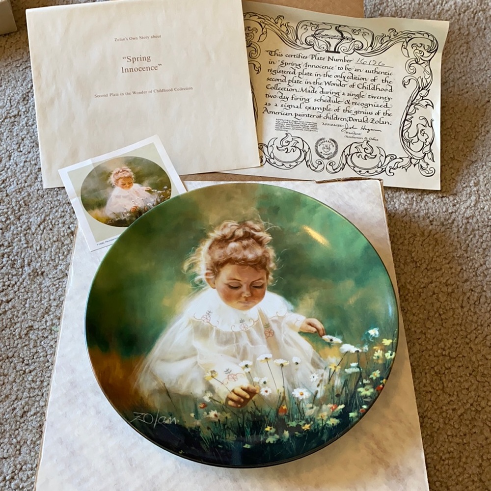 Zolan decorative plate “Spring Innocence”